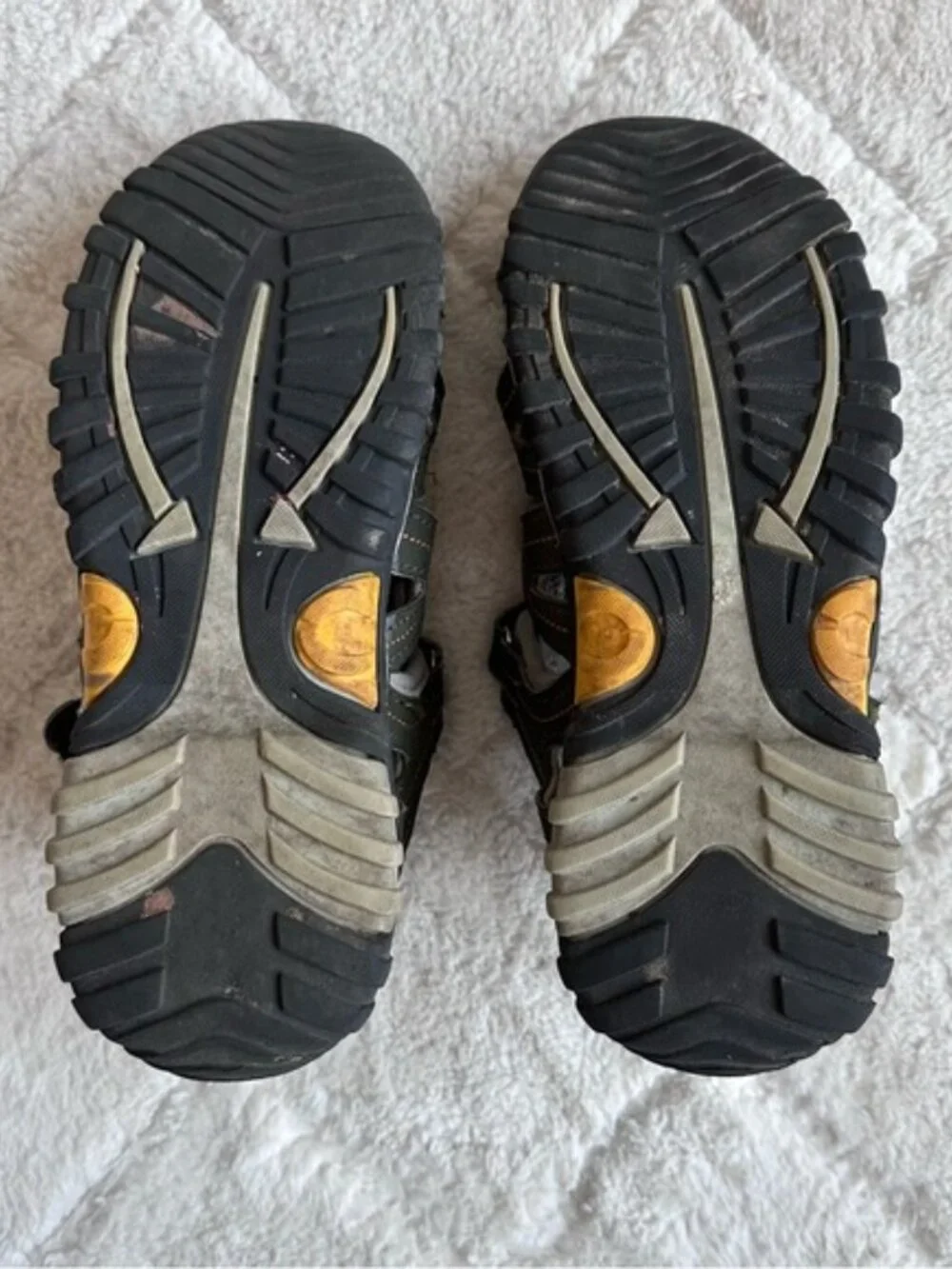 Hobibear | Unisex Dark Green & Gray Classic Sandals | Size 1.5
